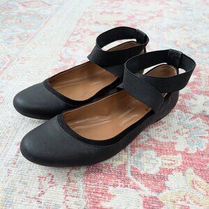 Black Style & Co Beaa Ballet Slip-on Flats with Crisscross Ankle Straps- Size 9
